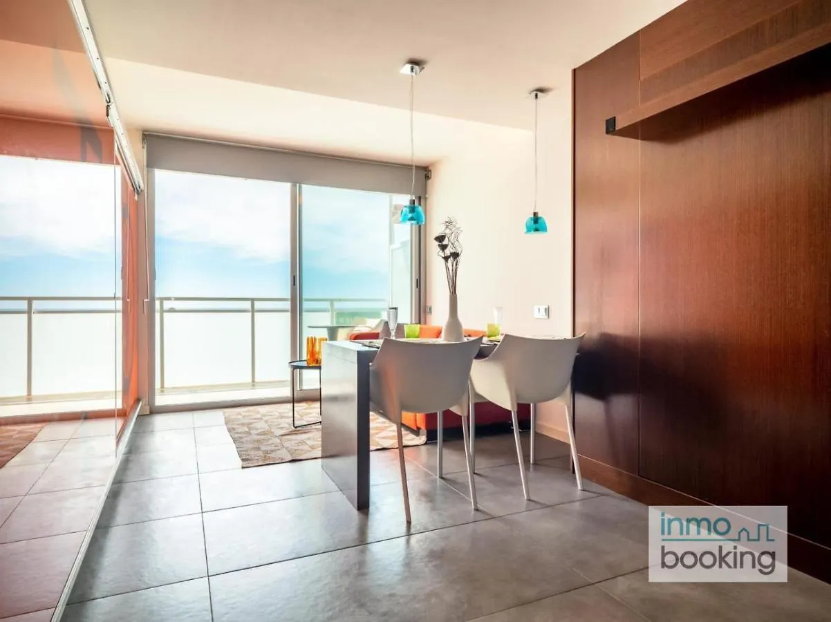 Apartamento Sun Beach Maripaz, Frontal Al Mar Y Parking Cambrils